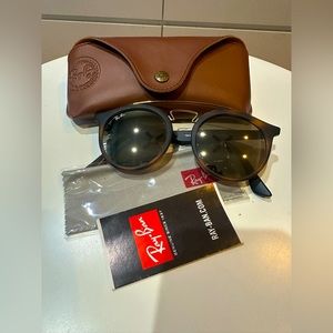 Ray-Ban – 49mm Phantos Sunglasses with Gold Tort, Used Once